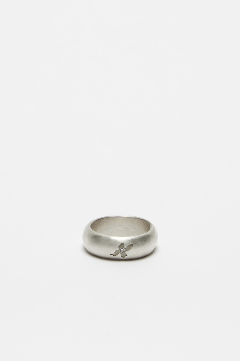 ‘Dust’ Floral-Engraved Ring (Men)_Silver